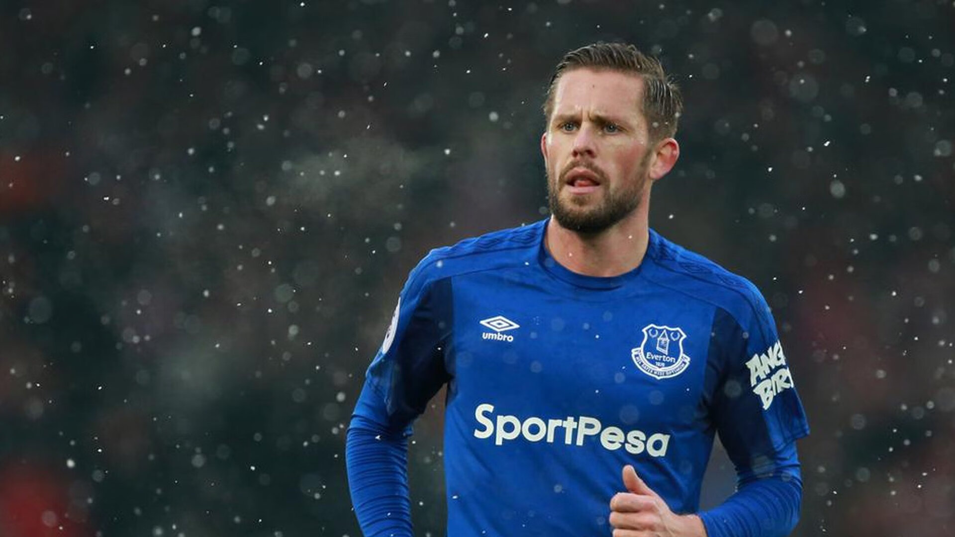 开云体育app-太阳破网之战，伦纳德如何从玻璃人蜕变为关键先生？